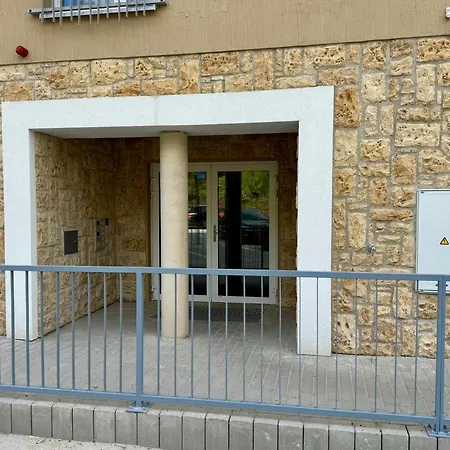 U Letiste V Praze Apartment