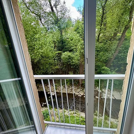 U Letiste V Praze Apartment Tuchomerice