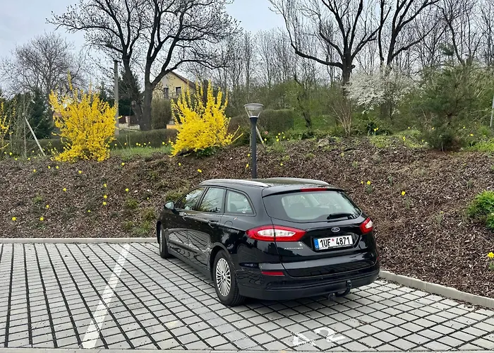 شقة U Letiste V Praze